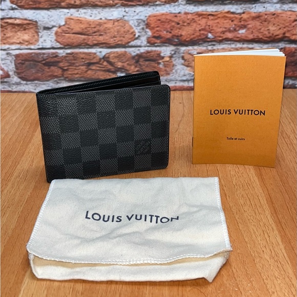 Sold- Louis Vuitton Multiple Wallet Damier Graphite - Picture 3 of 14